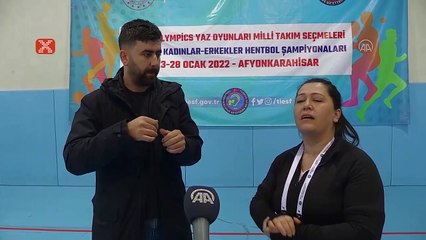 İşitme Engelliler Hentbol Şampiyonası sürüyor