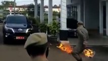 Detik-detik Oknum ASN Lempar Molotov ke Kantor Bupati di Kalbar