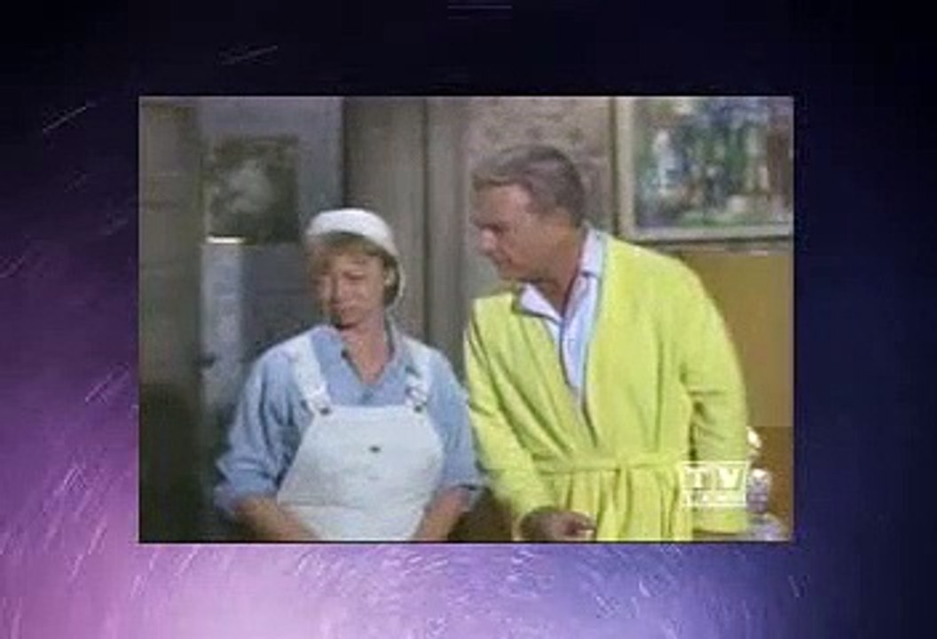 Green Acres S03 X 079 - Alf & Ralph Break Up
