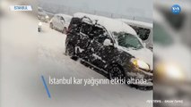 Kar Yağışı Binlerce Kişiyi Esir Aldı