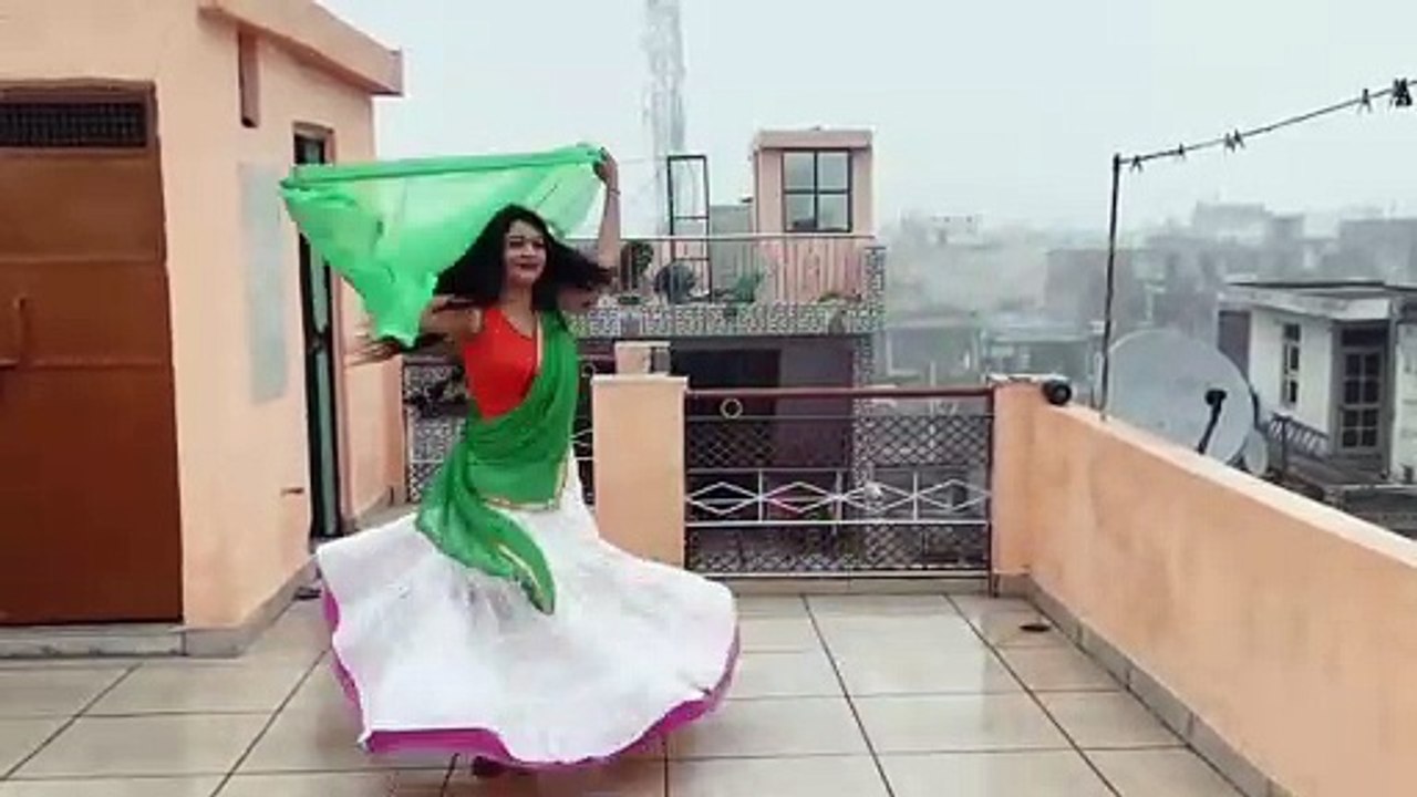 देश रंगीला रंगीला देश मेरा रंगीला - Desh Rangeela Republic Day special | Fanaa Dance cover by Neelu Maurya