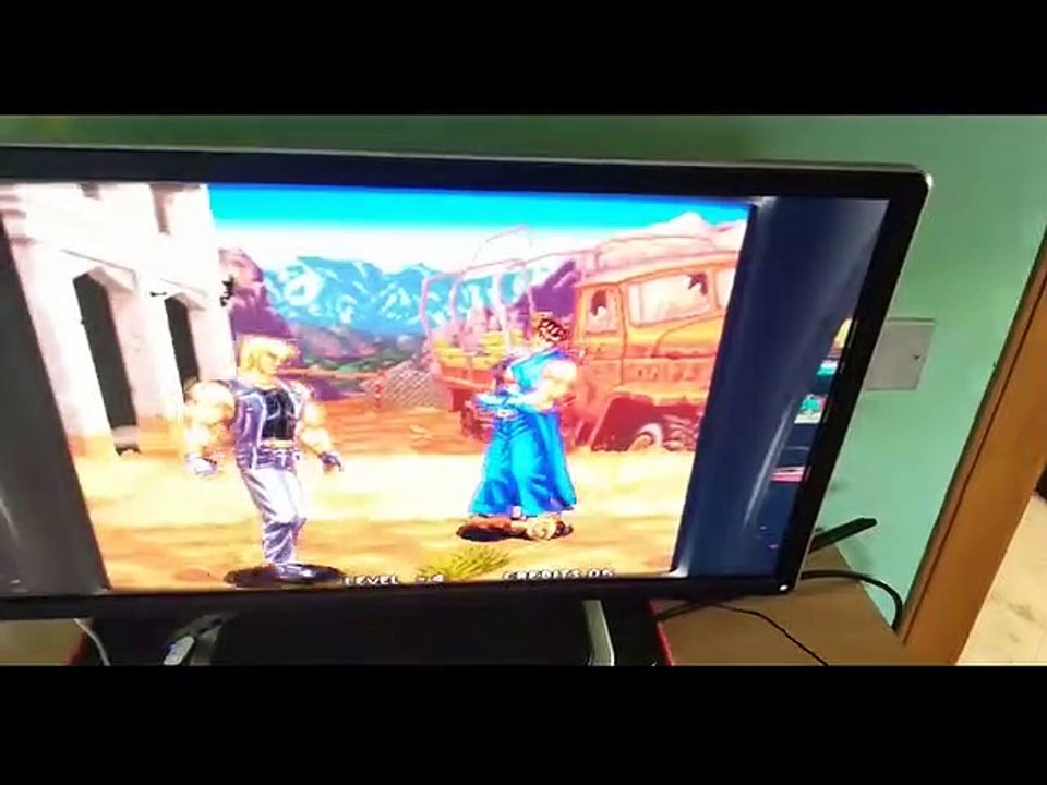 L'unico dispositivo ALL IN ONE per giocare ai giochi retro degli anni 80/90/2000 - SSD da 250gb (pieno zeppo di roms/giochi) - Acquistalo adesso sul nostro sito web in descrizione