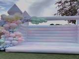 BOUNCE HOUSE FOR ADULTS! You can rent white and pink bounce houses in Arizona - ABC15 Digital