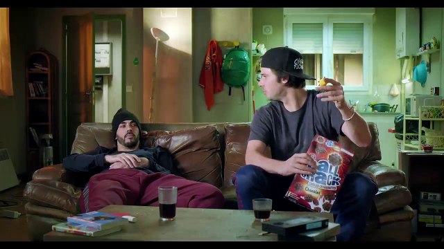 Bloqués Saison 1 - Le toupisme (EN)