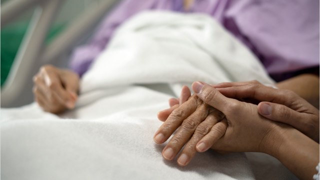 Covid-19 : la carte des départements où les hospitalisations augmentent le plus