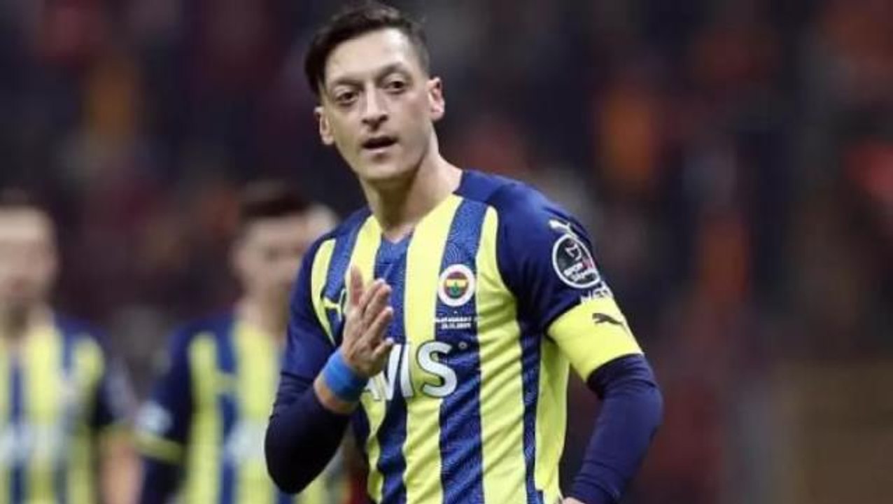 Fenerbahçe'de Mesut Özil depremi! Yeni takımı bile belli