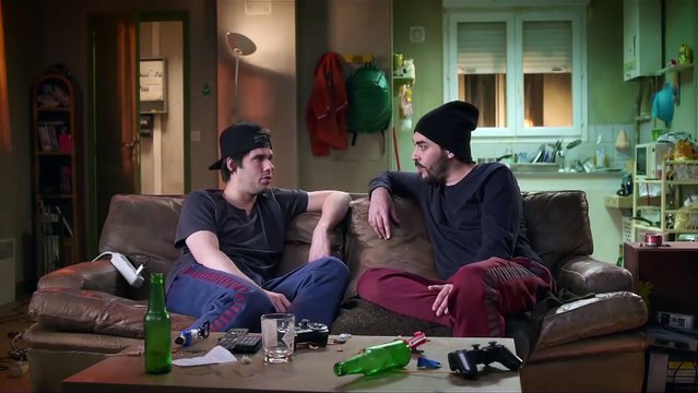 Bloqués Saison 1 - Comment tu sais que tu l'aimes ? (EN)