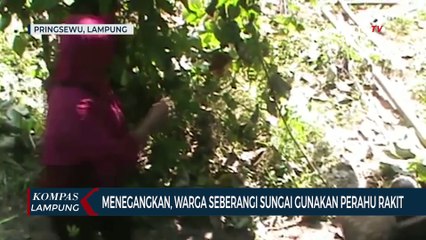 Menegangkan, Warga Seberangi Sungai Gunakan Rakit