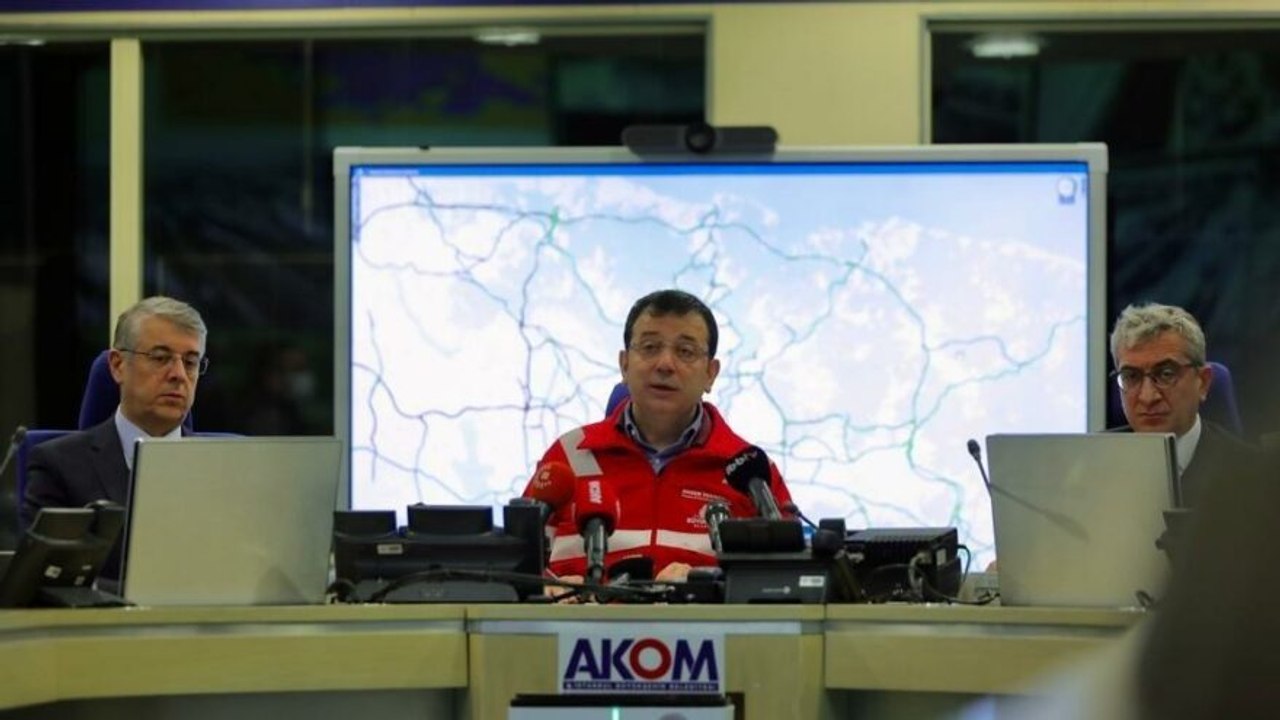 Ekrem İmamoğlu: Mağdur olan vatandaşlarımızdan özür diliyorum