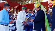 VIDEO : जलदाय मंत्री ने पाली में फहराया तिरंगा, परेड को दी सलामी