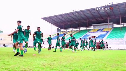 Tải video: Waspada Omicron Persebaya Terapkan Prokes Ketat