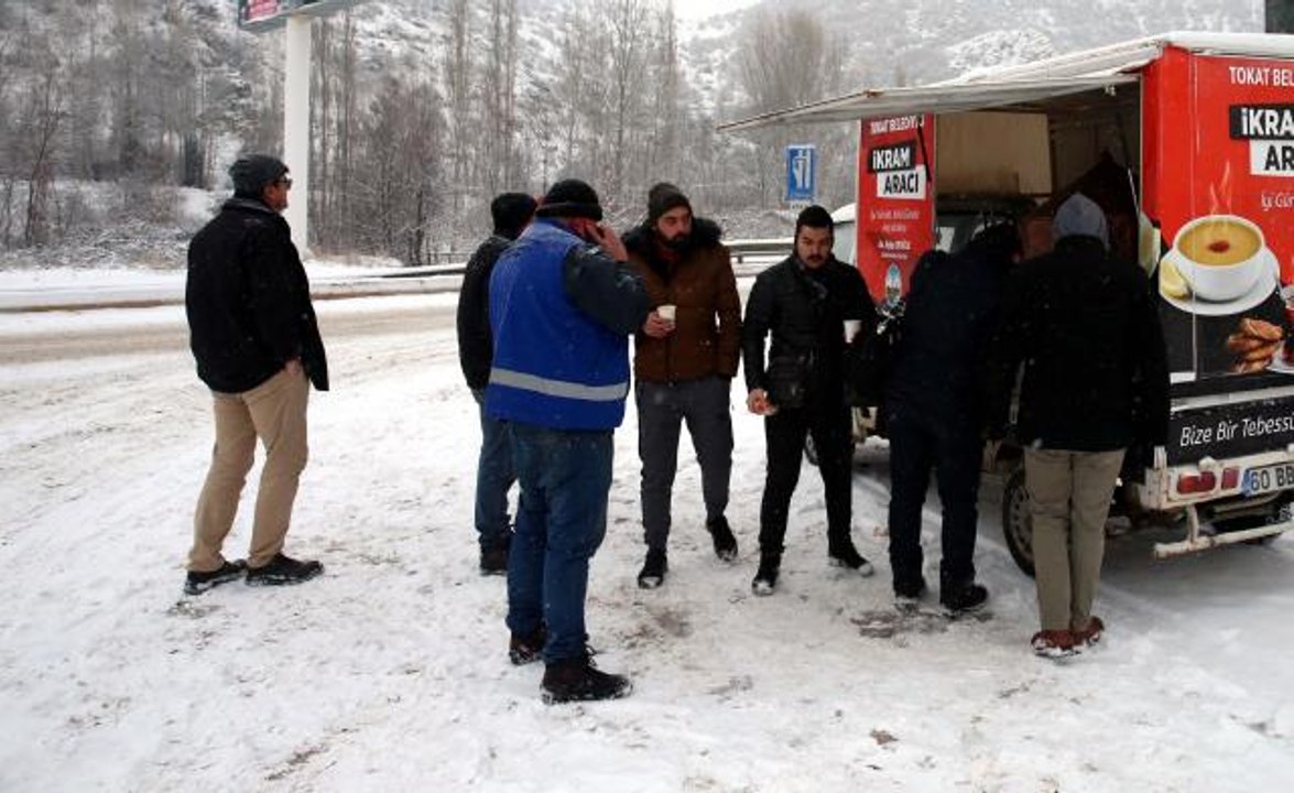 Samsun ve çevre illerde kar yağışı etkili oluyor