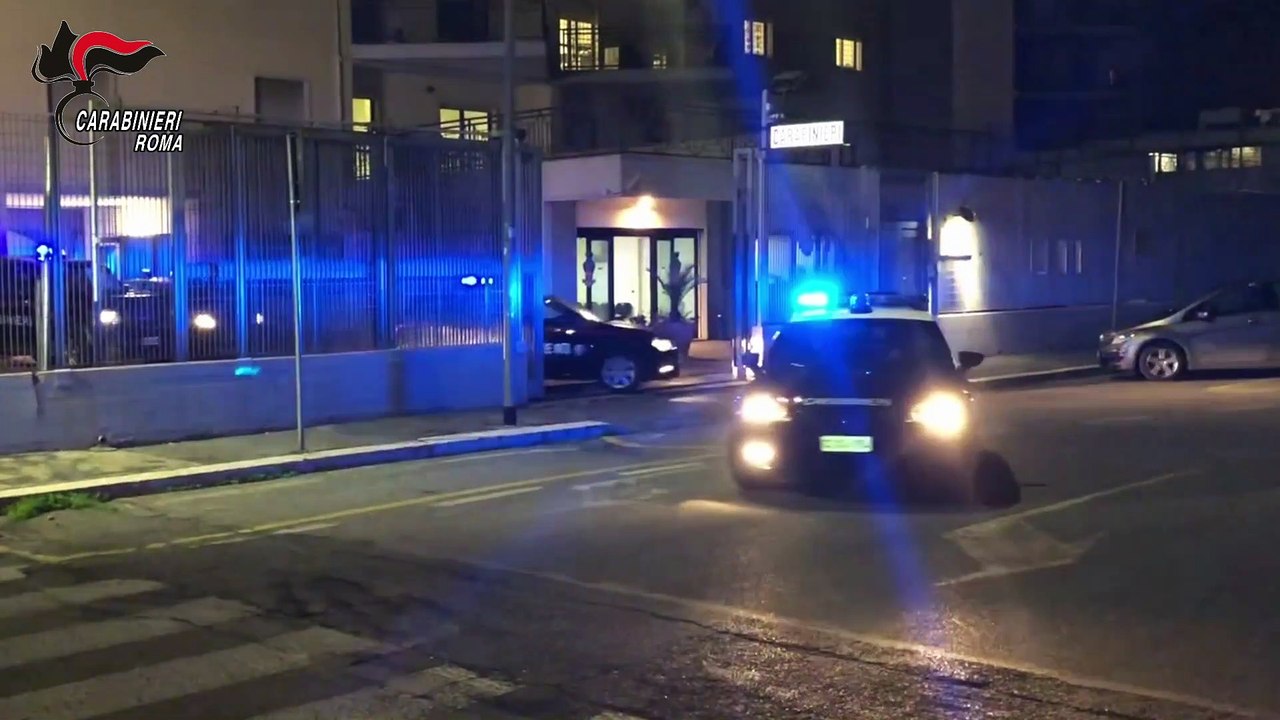 Ostia, 500mila euro per "protezione". 2 in manette per tentata estorsione con metodo mafioso