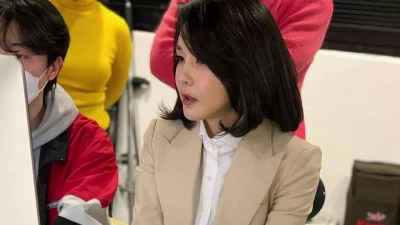 [뉴있저] 꼬리에 꼬리 무는 '김건희 의혹'...국민의힘 입장은? / YTN