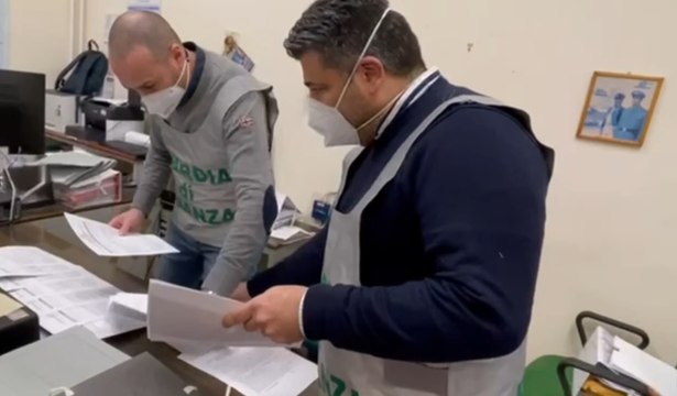 Peschici (FG) - Appalti truccati: arrestati due dirigenti comunali (26.01.22)