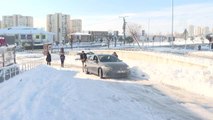 Buzla kaplı yollarda vatandaşlar zorluk çekti (2)