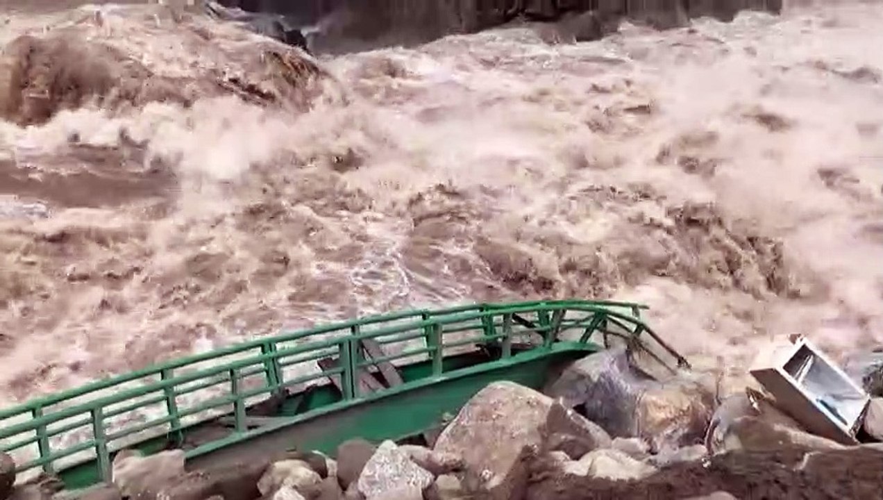Starke Überschwemmungen in Machu Picchu