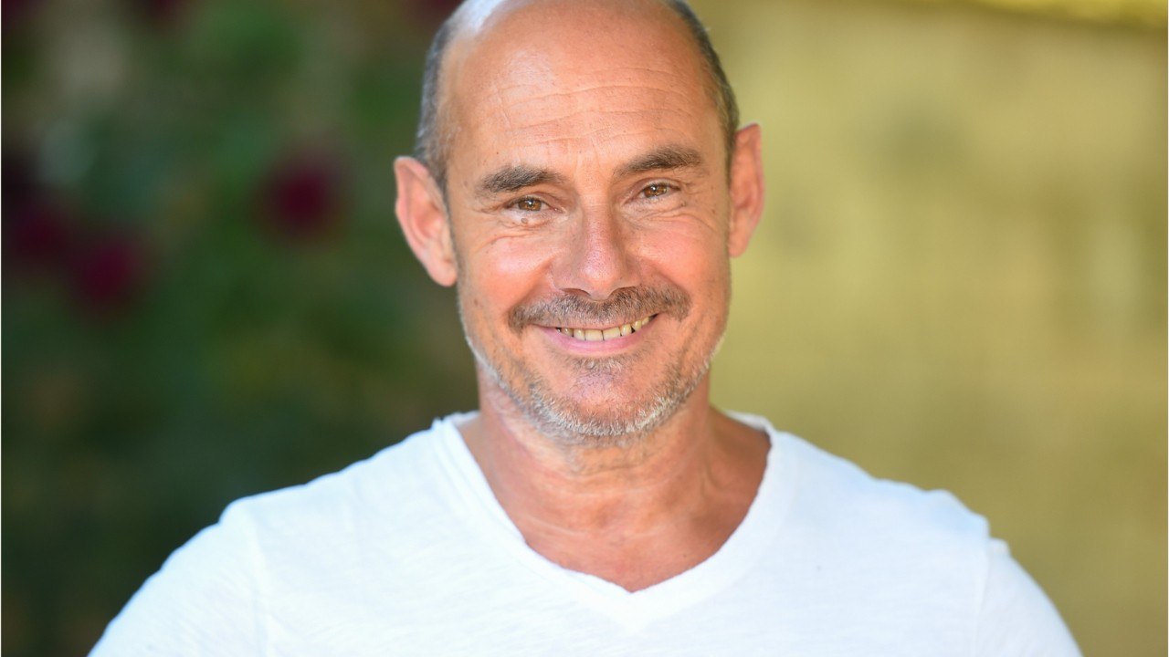 VOICI : Bernard Campan "à poil dans les rues à quatre heures du matin" : comment cela est-il arrivé ?