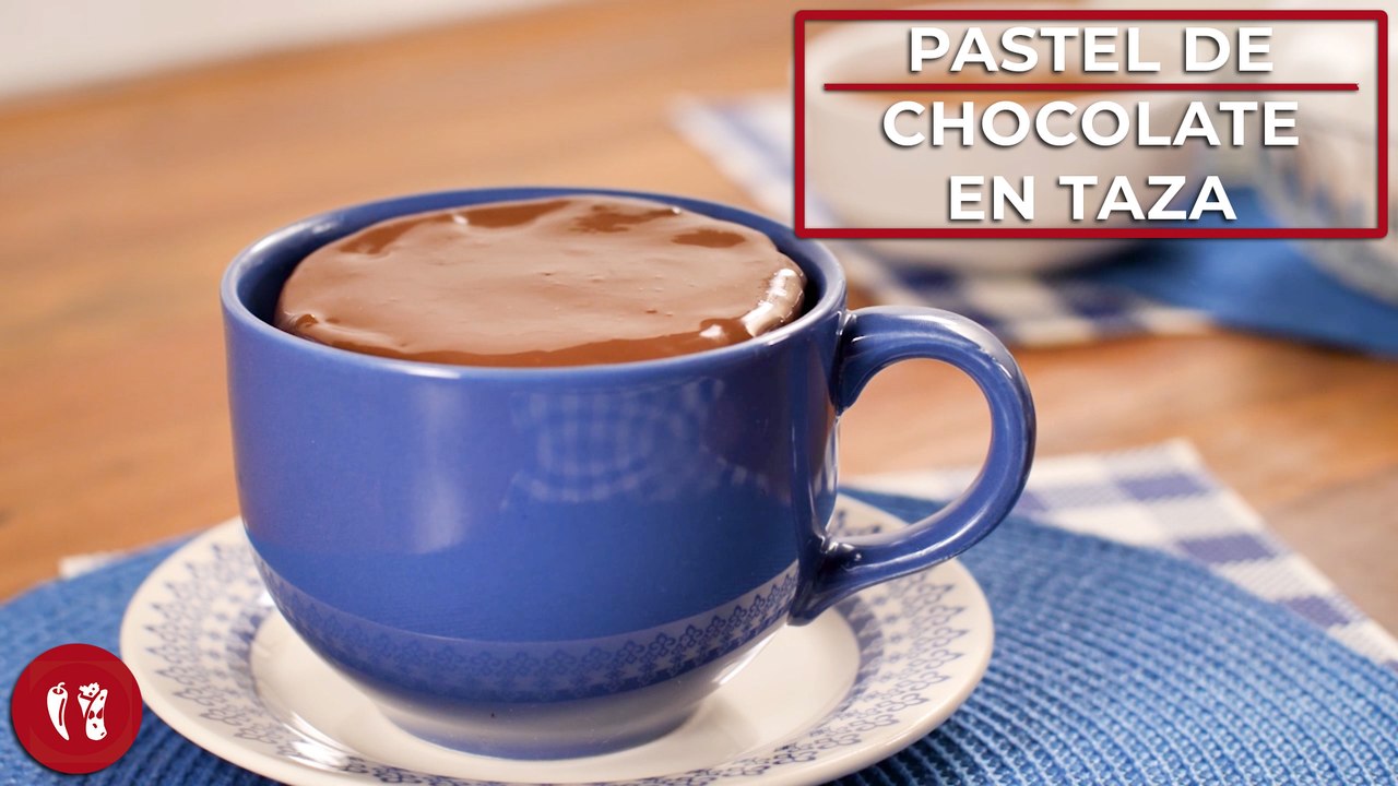 Pastel de chocolate en taza | Receta fácil en microondas | Directo al Paladar México