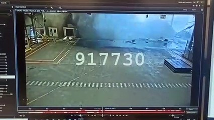 İstanbul Havalimanı kargo terminali çatısının çökme anları