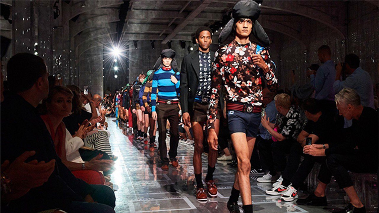 تشكيلة برادا لربيع وصيف 2019