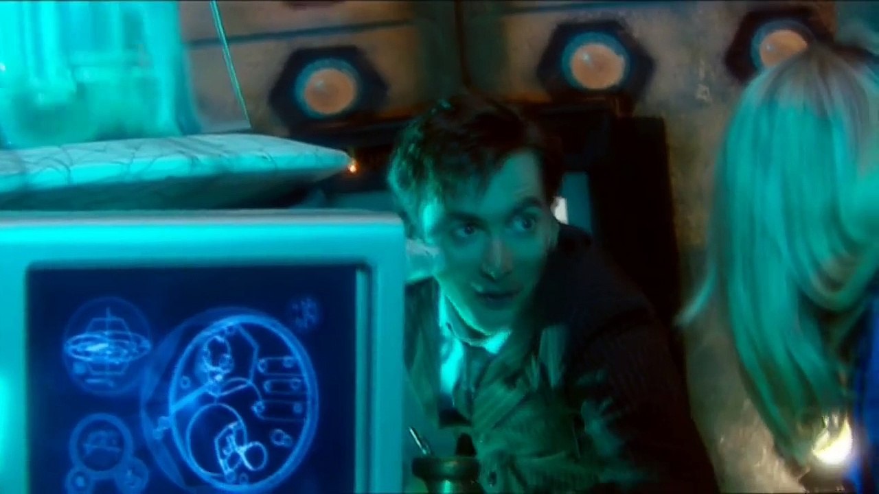 Doctor Who (2005) Saison 0 - 2005-2015 [The Tenth Anniversary Trailer] (EN)