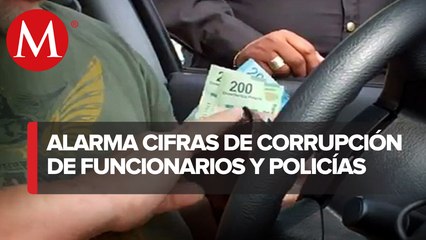 Mexicanos pagan 13 'mordidas' por minuto a policías o burócratas: Inegi