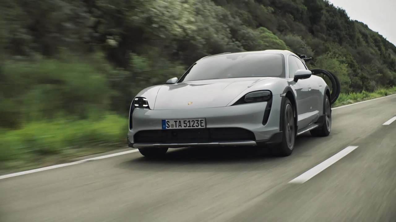 Der neue Porsche Taycan Cross Turismo - Der Allrounder unter den Elektro-Sportwagen