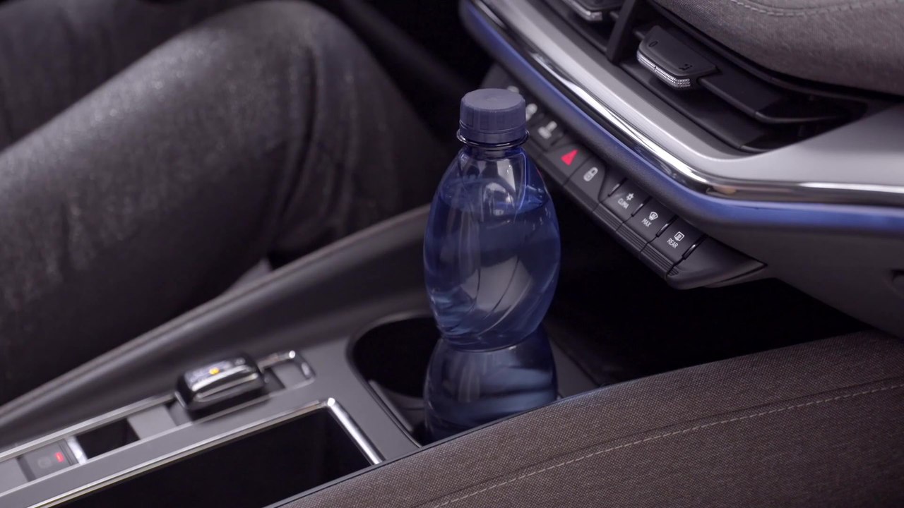 SKODA AUTO verwendet Sitzbezüge aus recycelten PET-Flaschen