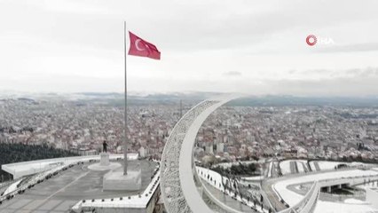 Beyazlar içindeki Balıkesir'de masalsı görüntüler oluştu