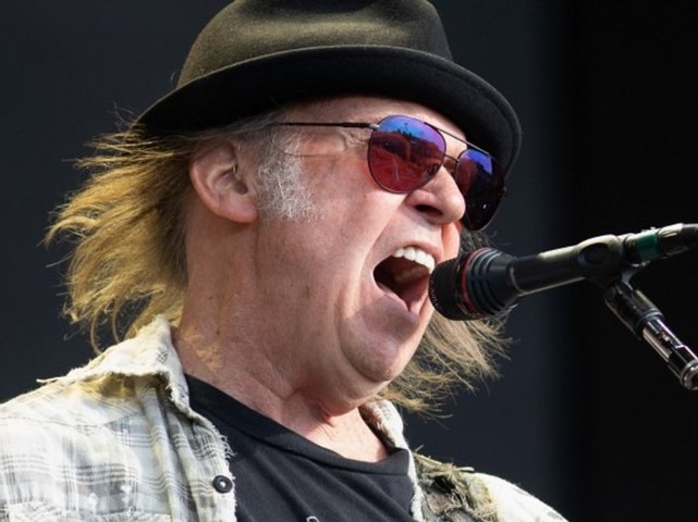 Corona-Streit: Neil Young entfernt seine Musik von Spotify