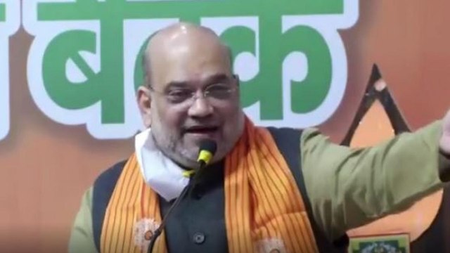 Amit Shah hits out at Samajwadi Party in Mathura