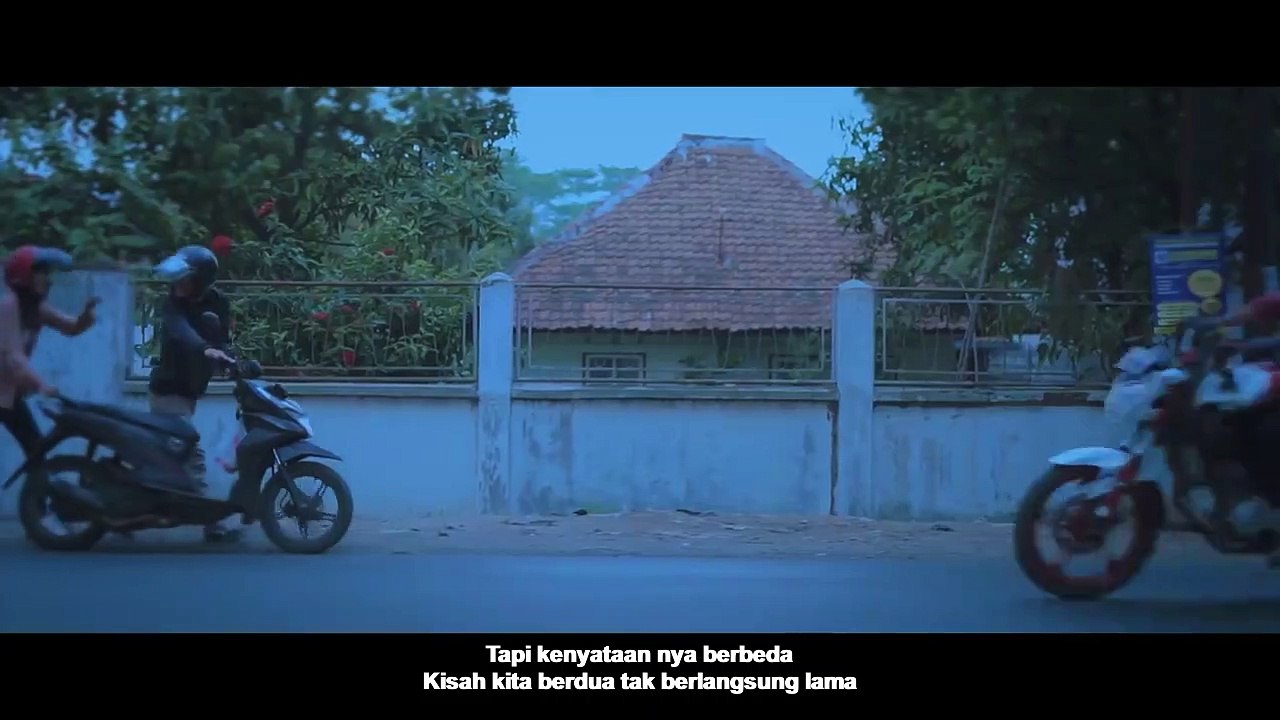SULIT LUPA - VIOSHIE (VIDEO OFFICIAL COVER LIRIK)
