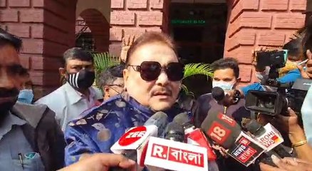 এসএসকেএম হাসপাতালে সন্ধ্যা মুখোপাধ্যায় কে দেখতে এলেন মদন মিত্র | Oneindia Bengali