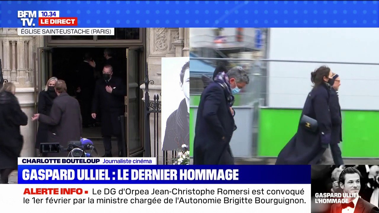 Le cercueil de Gaspard Ulliel entre dans l'Eglise Saint-Eustache