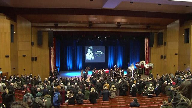 Fatma Girik için Cemal Reşit Rey Konser Salonu'nda tören düzenlendi