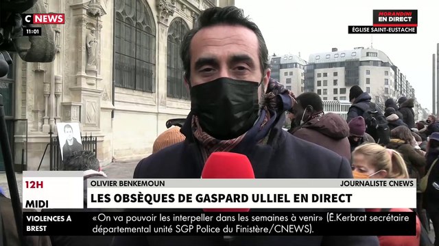 Regardez l’arrivée sous les applaudissements du cercueil de l’acteur Gaspard Ulliel à l’église Saint-Eustache à Paris - VIDEO