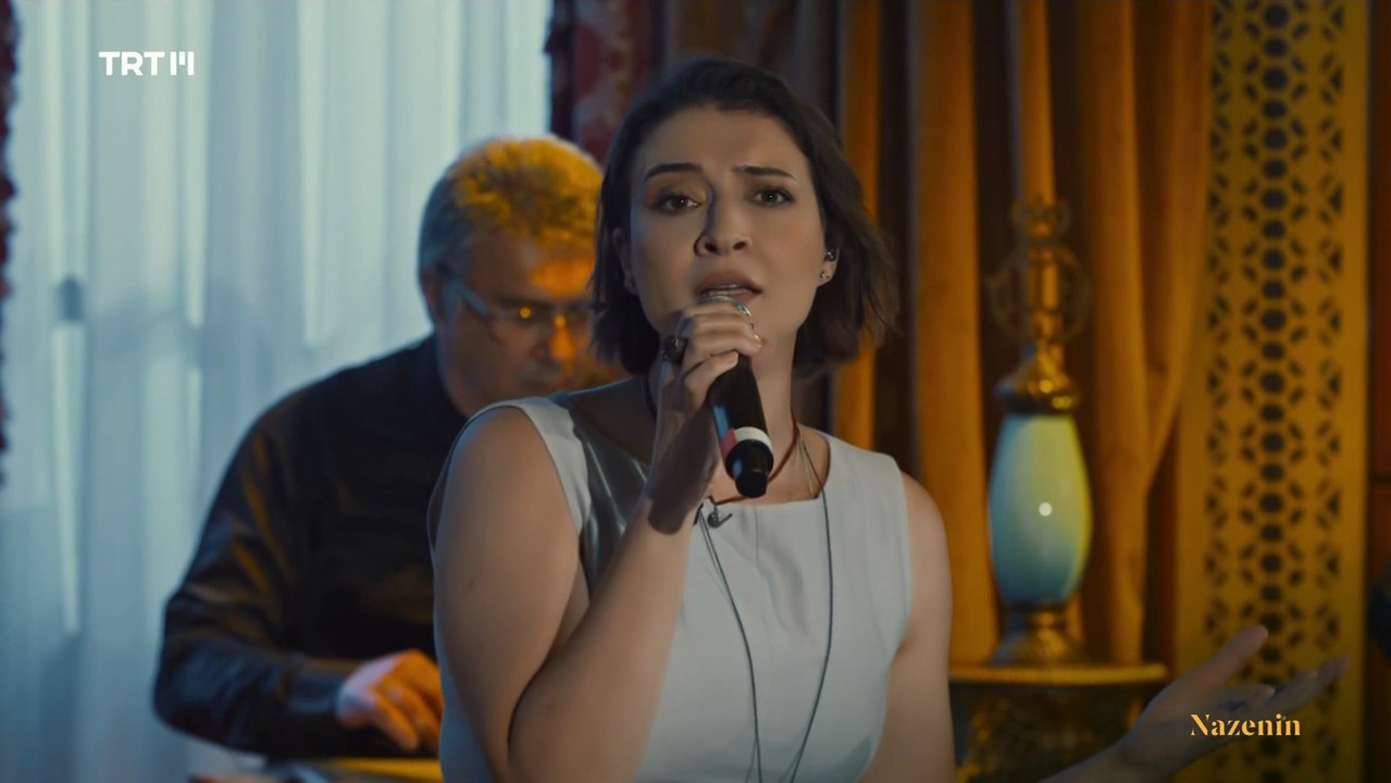 Ezgi Köker- Bora Ebeoğlu / Kalbe dolan o ilk bakış unutulmaz