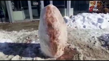 Kardan taş fırın ekmeği yaptı