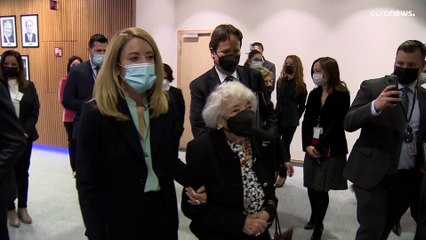 Урок Холокоста для всех: "надо оставаться людьми"