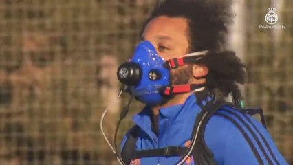 Exigente test físico con las máscaras de hipoxia en Valdebebas