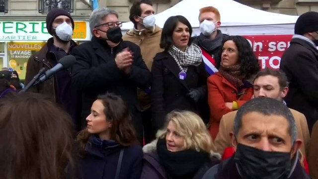 Beaucoup de monde déteste la police, (...) c'est un problème d'ailleurs : Jean-Luc Mélenchon réagit au slogan scandé par des manifestants à Paris