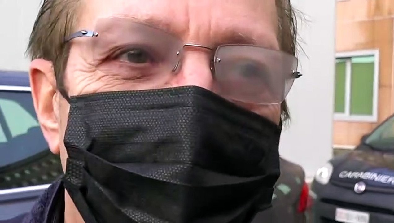 Berlusconi, al San Raffaele il fratello Paolo: "Sta meglio. Quirinale? Abbiamo parlato del Monza"