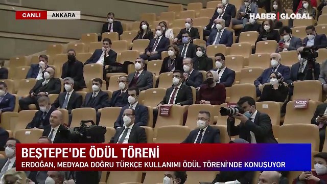 Cumhurbaşkanı Erdoğan: Sosyal mecralarda kullanılan dil Türkçemiz için felaket habercisidir