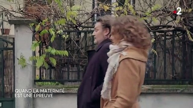 Je n’arrivais pas à créer de lien avec ce bébé : Julie se confie sur le rejet maternel