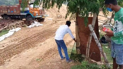 Mirror Prank For Dog - Try To Not Laugh