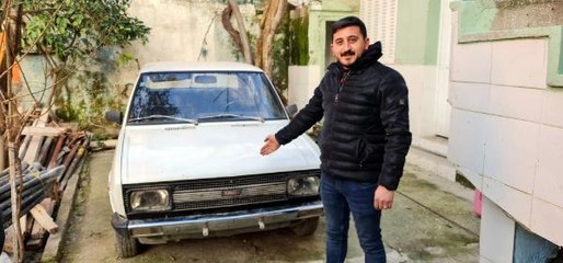 SATIN ALDIĞI KLASİK OTOMOBİLİ BULUNDUĞU BAHÇEDEN VİNÇ YARDIMIYLA ÇIKARDI