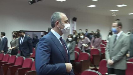 Bakan Gül: "Dijital kumpaslarla insanların hayatını tarumar eden FETÖ'cü zihniyetin asla unutulmaması gereken bir mücadele alanı olduğunu hatırlatmak...