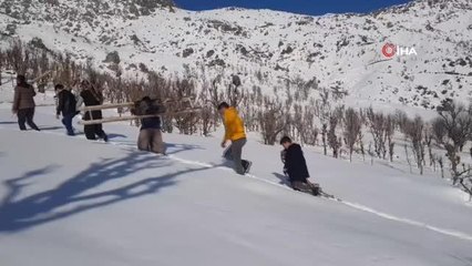 Derecik'te besicilerin zorlu kış mesaisi