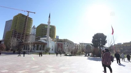 Arnavutluk'un başkenti Tiran'daki Ethem Bey Camisi